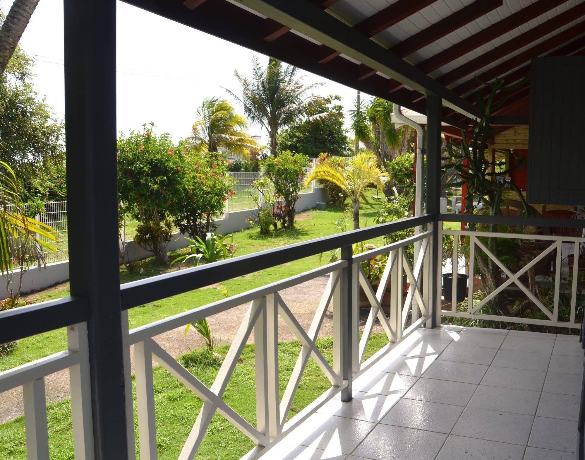 E.Gwada Hostel Le Gosier  Exterior photo
